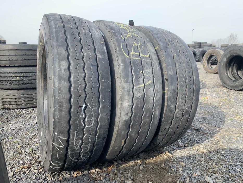 Opony ciężarowe używana 245/70R17.5 MICHELIN XTE2 / 9-11mm Opony ciężarowe używana 245/70R17.5 MICHELIN XTE2 / 9-11mm