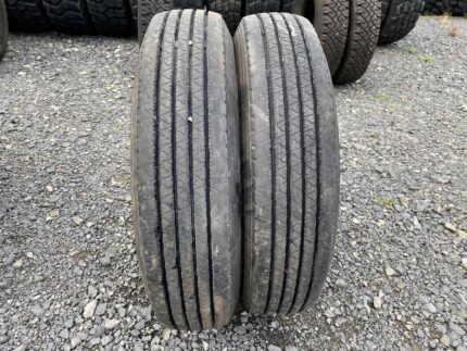 Opony ciężarowe używana 8R17.5 HANKOOK AH11 / 12mm