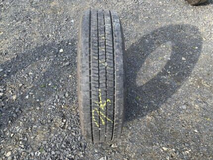 Opona ciężarowa używana 9.5R17.5 GOODYEAR REGIONAL RHD II / 11-12mm