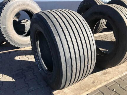 Opona ciężarowa  445/45R19.5 GOODRIDE AT566 / 10-12mm