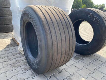  Opona ciężarowa  445/45R19.5 GOODYEAR KMAX T GEN-2 / 7-8mm