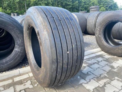  Opona ciężarowa  445/45R19.5 KUMHO KLT03 / 14mm