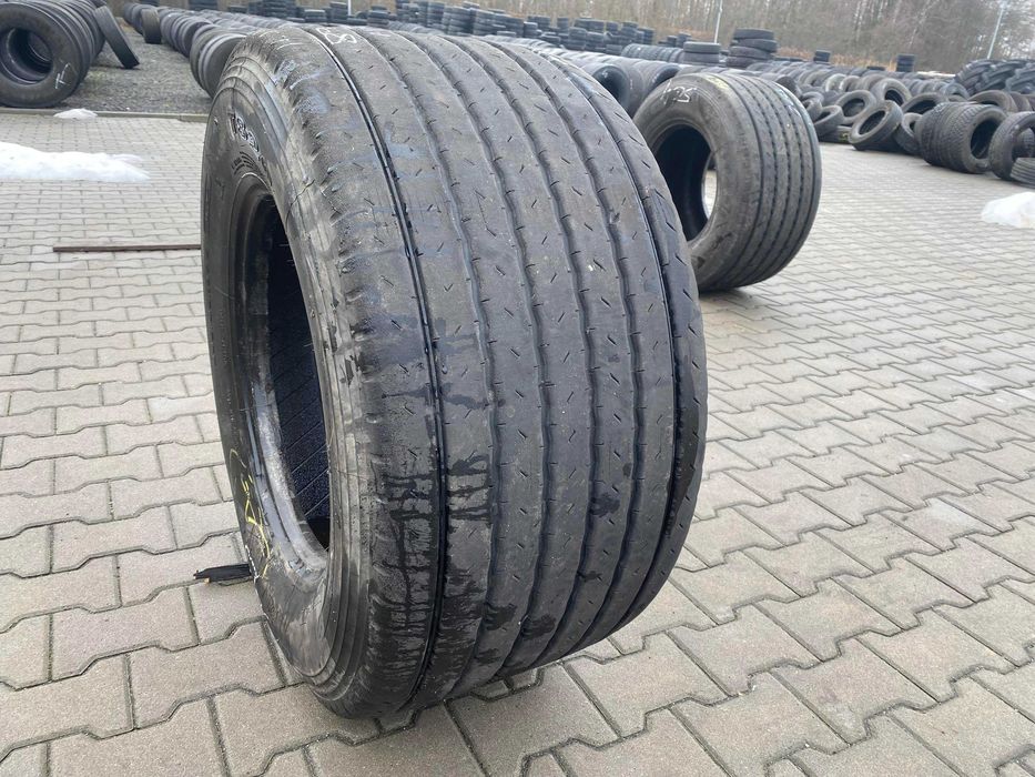 Opona ciężarowa 445/45R19.5 LEAO T820 / 8-9mm Opona ciężarowa 445/45R19.5 LEAO T820 / 8-9mm