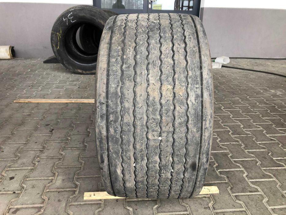 Opona ciężarowa 445/45R19.5 MICHELIN XTA2 ENERGY / 6-8mm Opona ciężarowa 445/45R19.5 MICHELIN XTA2 ENERGY / 6-8mm