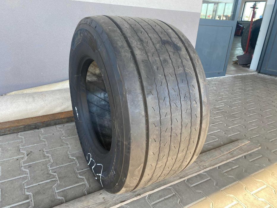 Opona ciężarowa 445/45R19.5 MICHELIN X LINE ENERGY T / 10-11mm Opona ciężarowa 445/45R19.5 MICHELIN X LINE ENERGY T / 10-11mm