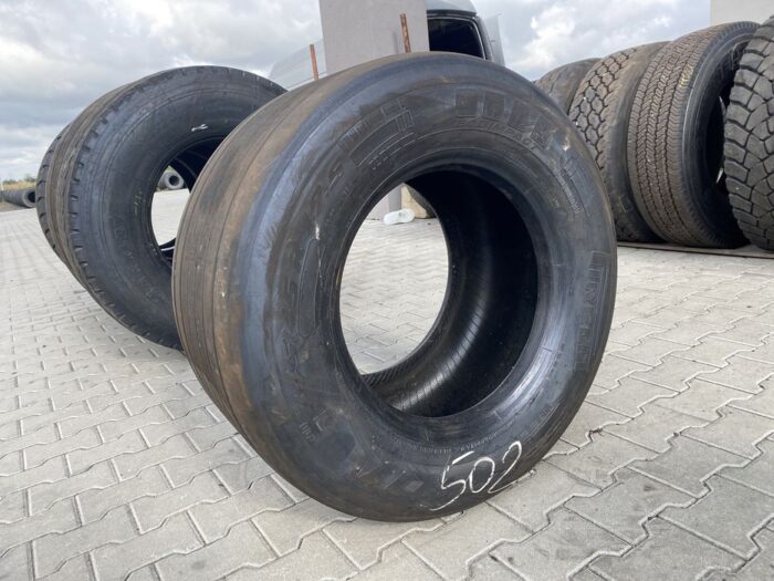 Opona ciężarowa  445/45R19.5 PIRELLI ST:01 / 6-9mm