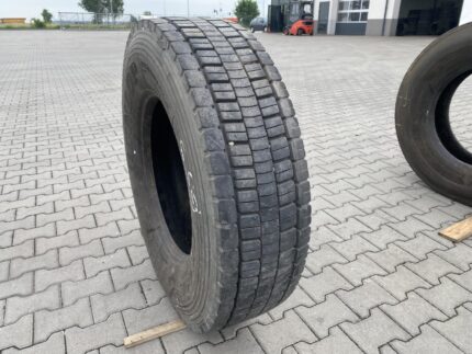  Opona ciężarowa 295/80R22.5 DUNLOP SP444 / 16-18mm