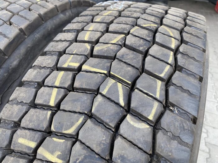 Opony ciężarowe 315/80R22.5 BIEŻNIKOWANA TYP CONTINENTAL HD HYBRID / 20-21mm