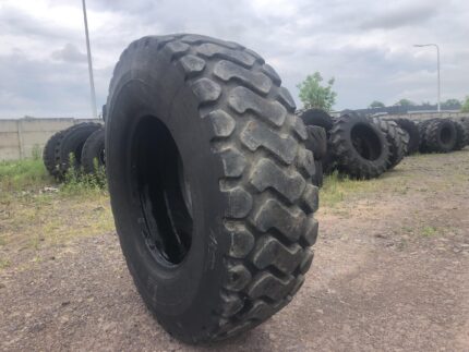  Opona przemysłowa  15.5R25 MICHELIN XHA2 RADIAL / 80% bieżnika