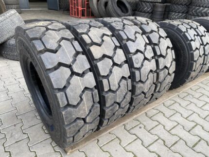  Opona przemysłowa  8.25R15 CONTINENTAL CONTIRV20 / 90% bieżnika