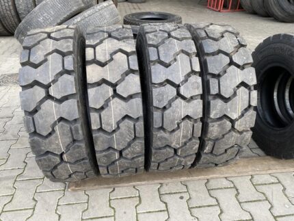 Opona przemysłowa  8.25R15 CONTINENTAL CONTIRV20 / 90% bieżnika