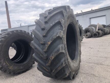  Opona rolnicza wysokiej jakości 710/70R38 BKT AGRIMAX SIRO / 90% bieżnika