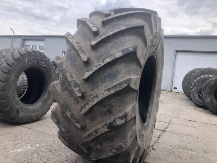  Opona do maszyn rolniczych 800/65R32 MICHELIN MEGAXBIB / 90% bieżnika