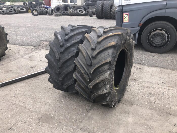 Opona rolnicza wielozadaniowa 540/65R24 BKT AGRIMAX RT657 / 90% bieżnika