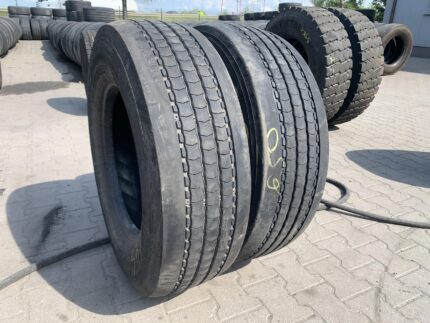  Opony ciężarowe używana 285/70R19.5 MICHELIN X MULTI Z / 6-8mm