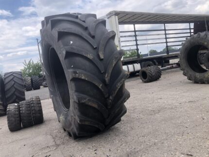Opona rolnicza 710/70R38 VREDESTEIN TRAXION+ RADIAL / 70-80% bieżnika