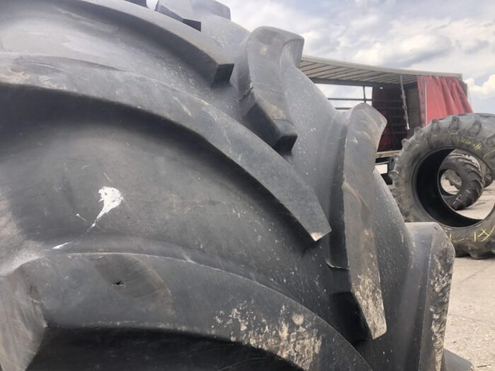 Opona rolnicza  710/70R38 VREDESTEIN TRAXION+ RADIAL /  70-80% bieżnika