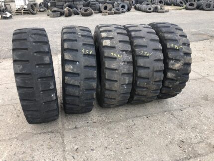 Opona przemysłowa do maszyn 15.5R25 BKT EARTH MAX SR313 RADIAL / 80% bieżnika