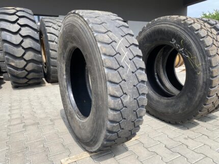  Opona ciężarowa używana 315/80R22.5 BRIDGESTONE L355 EVO / 8-11mm
