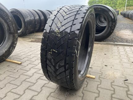  Opona ciężarowa używana 315/45R22.5 GOODYEAR KMAX D / 9-11mm