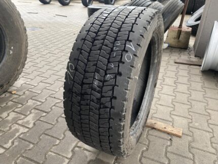  Opona ciężarowa używana 315/45R22.5 BRIDGESTONE M749 / 13-16mm