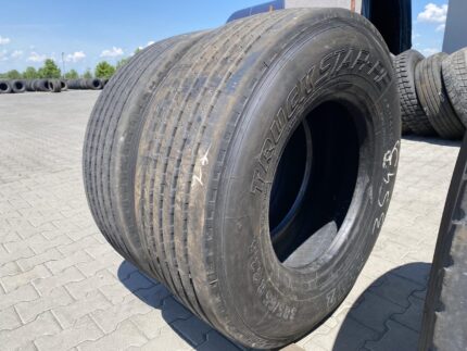 Opony ciężarowe używana 385/65R22.5 TRUCKSTAR-RE THT2 / 13-15mm