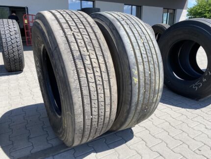 Opony ciężarowe używana 385/65R22.5 GOODRIDE CR931 / 14-15mm