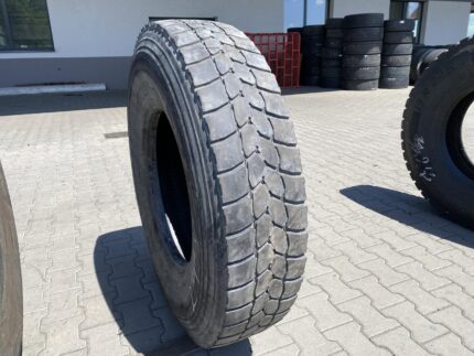 Opona ciężarowa używana 13R22.5 BIEŻNIKOWANA TYP MICHELIN XDY3 / 8-10mm