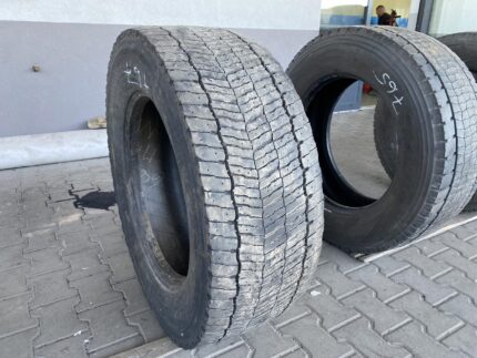 Opona ciężarowa używana 315/60R22.5 MICHELIN X MULTI D / 10-11mm