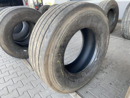 Opona ciężarowa używana 385/65R22.5 GOODYEAR KMAX T GEN-2 / 12-14mm