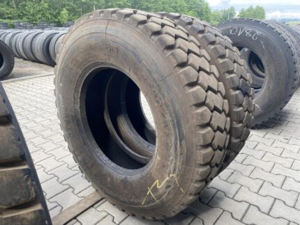 Opony ciężarowe używana 315/80R22.5 ROADX DT990 / 15-18mm