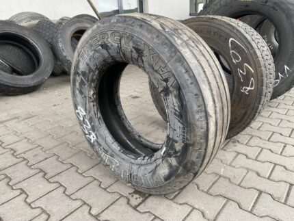 Opona ciężarowa używana 245/70R17.5 MICHELIN ENERGY XTA / 11mm