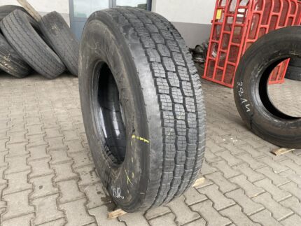  Opona ciężarowa używana 315/80R22.5 MICHELIN XFN2+ / 12-14mm