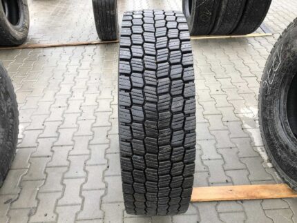 Opona ciężarowa używana 315/80R22.5 ATHOS HG2558D / 16-17mm