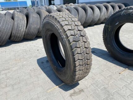 Używana opona ciężarowa 315/80R22.5 GOODRIDE CM923
