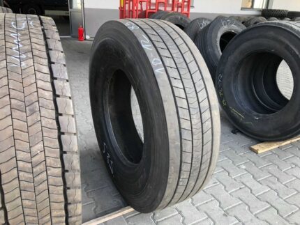 Używana opona ciężarowa 315/80R22.5 GOODYEAR FUELMAX D / 10-12mm