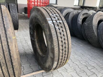 Używana opona ciężarowa 315/80R22.5 GOODYEAR KMAX S GEN-2 / 14-15mm