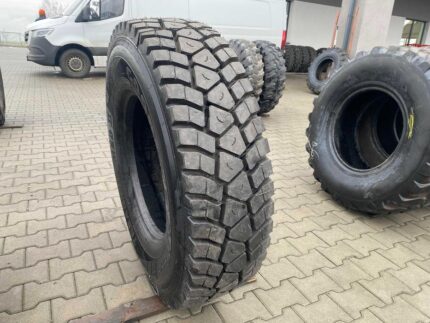  Używana opona ciężarowa 315/80R22.5 GOODYEAR TREADMAX MSD II / 100% BIEŻNIKA