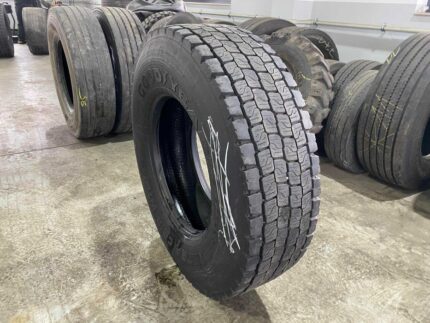 Używana opona ciężarowa 315/80R22.5 GOODYEAR ULTRA GRIP WTD / 13-16mm