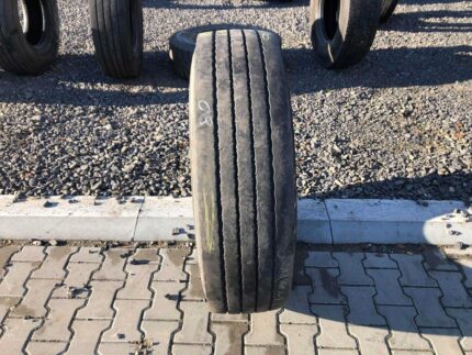 Używana opona ciężarowa 315/80R22.5 HANKOOK AH22 / 8-10mm