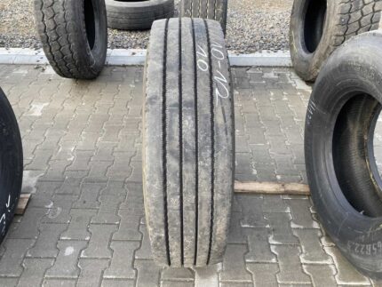 Używana opona ciężarowa 315/80R22.5 KUMHO KLS03+ / 10-12mm