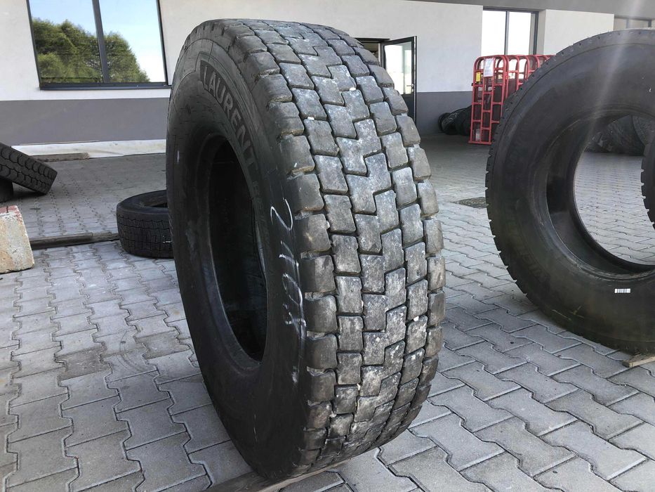 Używana opona ciężarowa 315/80R22.5 PNEU LAURENT LR DE2 / 10-13mm Używana opona ciężarowa 315/80R22.5 PNEU LAURENT LR DE2 / 10-13mm