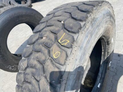 Używana opona ciężarowa 315/80R22.5 PNEU LAURENT LR WORKS D