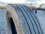 Używana opona ciężarowa 315/80R22.5 MAXX MF4250 / 8-9mm