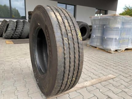  Używana opona ciężarowa 315/80R22.5 MICHELIN X MULTI Z HD / 12mm