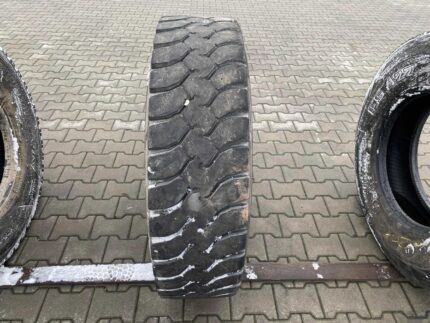 Opona ciężarowa używana 315/80R22.5 BERLINER B228 / 13-17mm