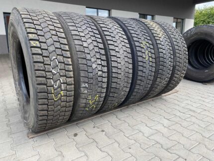  Używane opony ciężarowe 315/80R22.5 BIEŻNIKOWANA TYP KOSTKA BANDAG BDR-ASD