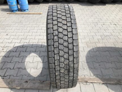Używana opona ciężarowa 315/80R22.5 NOKIAN E-TRUCK DRIVE / 9-10mm