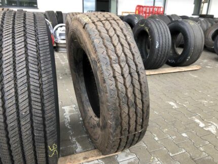 Używane opony ciężarowe 315/80R22.5 PIRELLI FH15 / 100% BIEŻNIKA