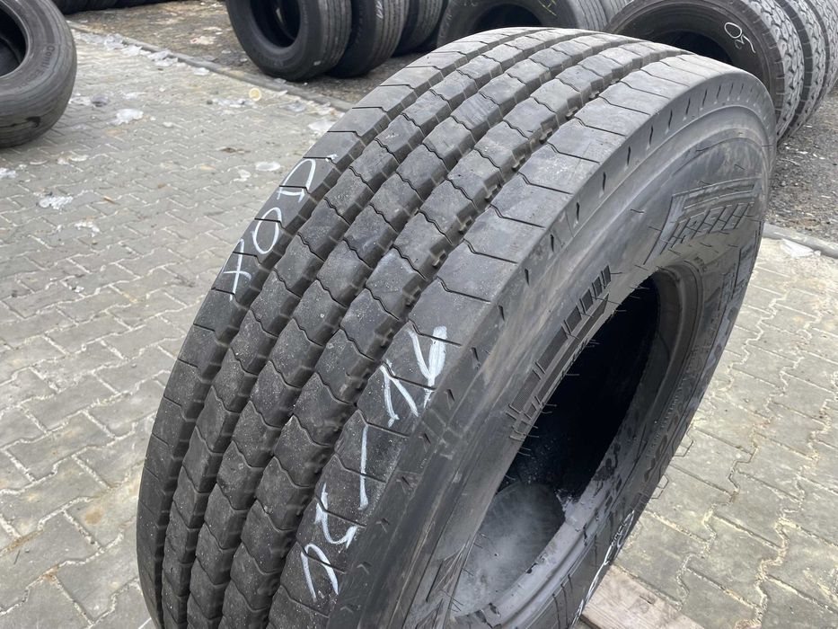 Używana opona ciężarowa 315/80R22.5 PIRELLI FR:01 PROWAY / 15-16mm Używana opona ciężarowa 315/80R22.5 PIRELLI FR:01 PROWAY / 15-16mm